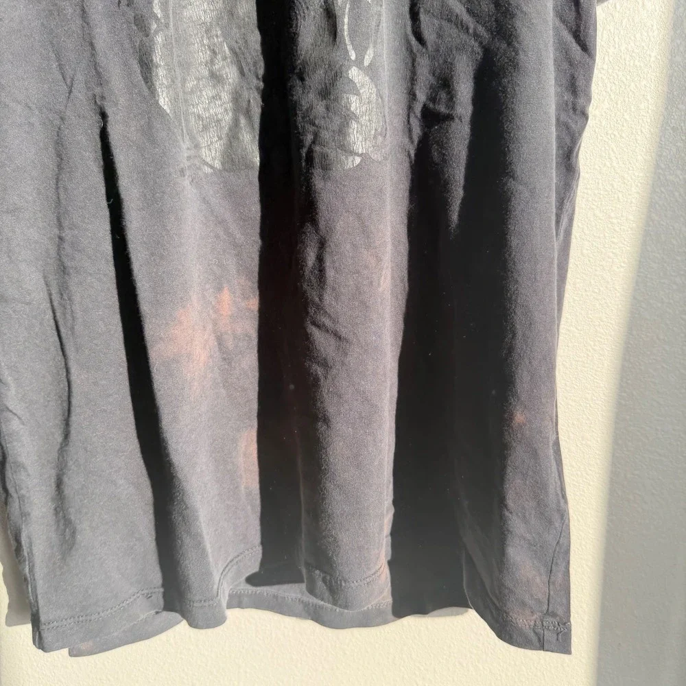 True Religion Distressed‎ Black T-Shirt Size Medium